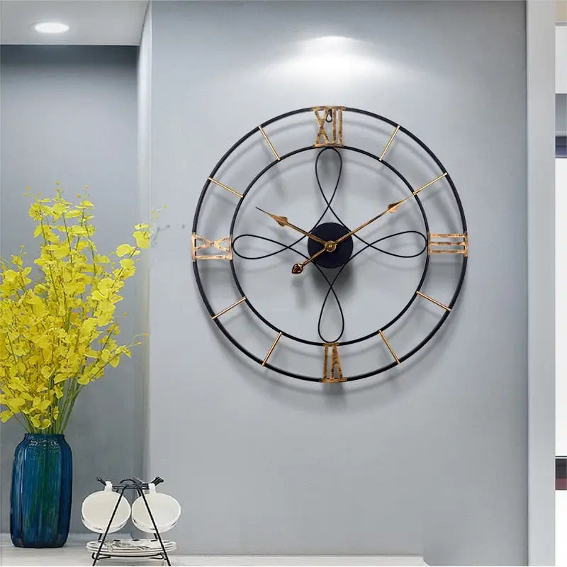 Horloge en Fer Forgé Noir et Or