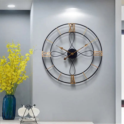 Horloge en Fer Forgé Noir et Or